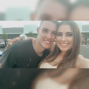 Meet your Posher, Monique